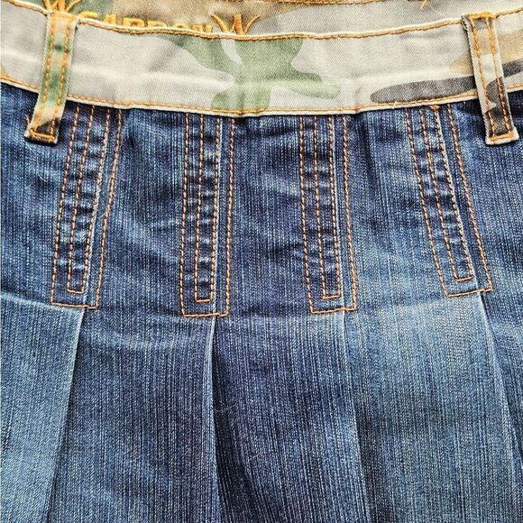 CARBON CAMO pleated mini skirt size 3 - Picture 7 of 9